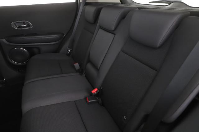 Honda Hrv image 9