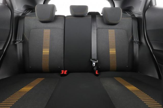 Ford Fiesta image 9