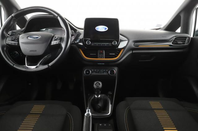 Ford Fiesta image 7