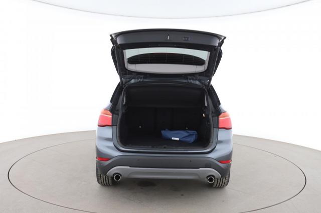 Bmw X1 image 2