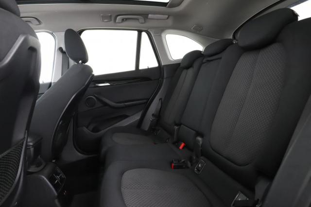 Bmw X1 image 1