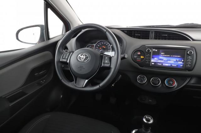 Toyota Yaris image 8