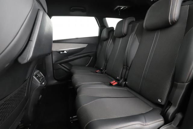 Peugeot 5008 image 3