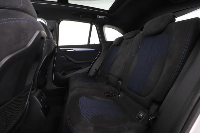 Bmw X1 image 2
