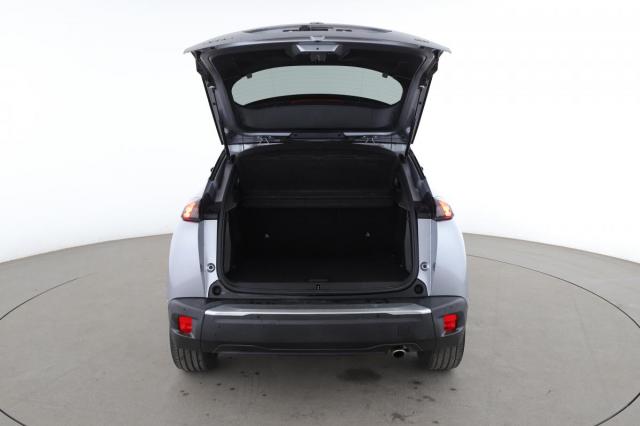 Peugeot 2008 image 9