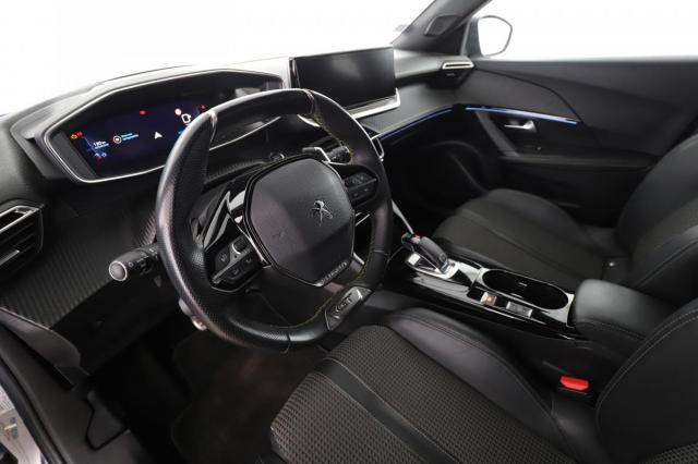 Peugeot 2008 image 1