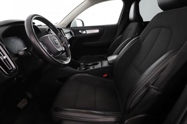 Volvo Xc40 image 8