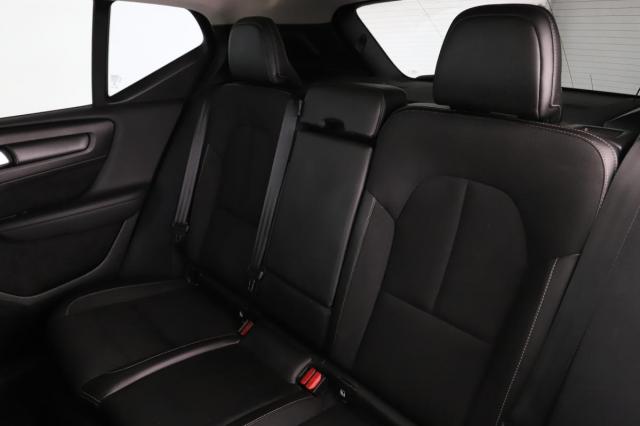 Volvo Xc40 image 5
