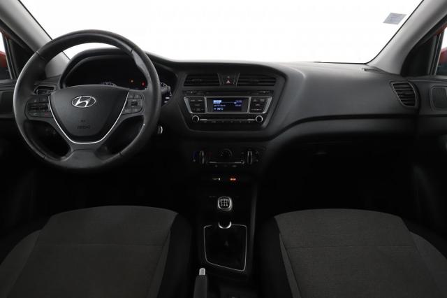 Hyundai I20 image 2