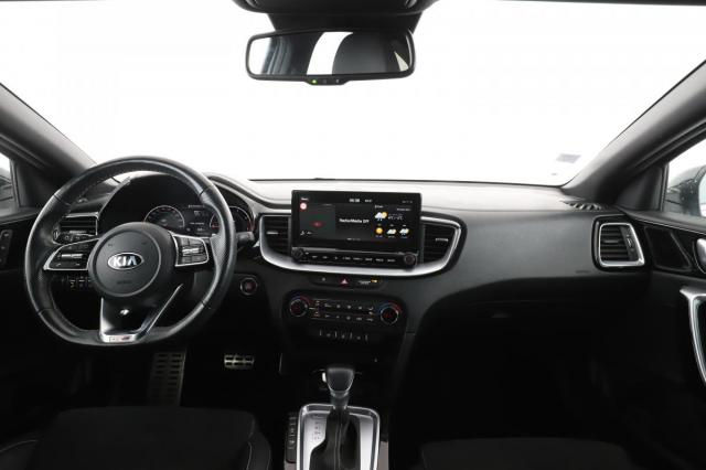 Kia Proceed image 9
