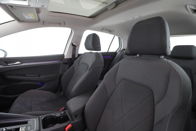 Volkswagen Golf image 4