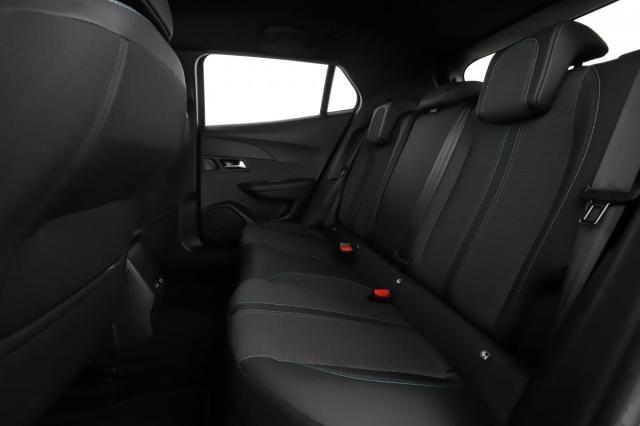 Peugeot 2008 image 1