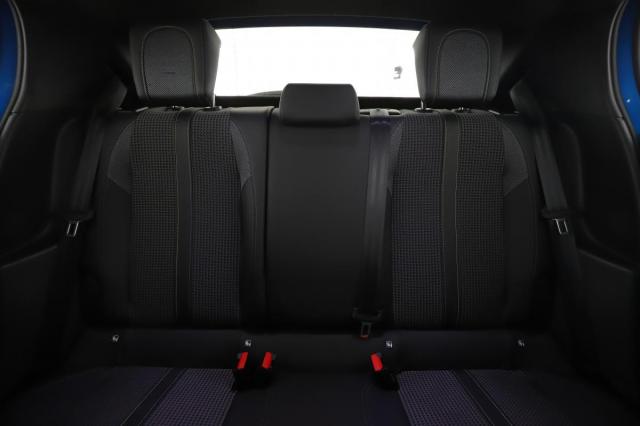 Peugeot 208 image 9