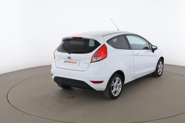 Ford Fiesta image 2