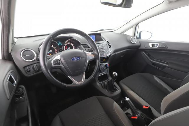 Ford Fiesta image 9