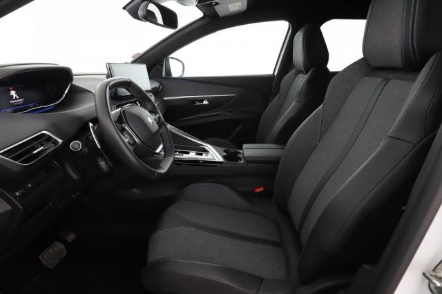 Peugeot 3008 image 8