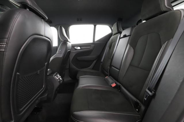 Volvo Xc40 image 8