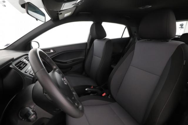 Hyundai I20 image 7