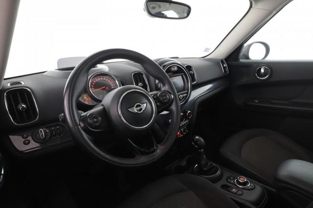 Mini Countryman image 9