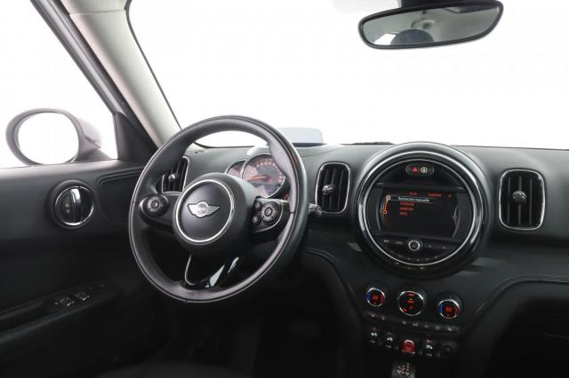 Mini Countryman image 8