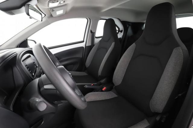 Toyota Aygo X image 6