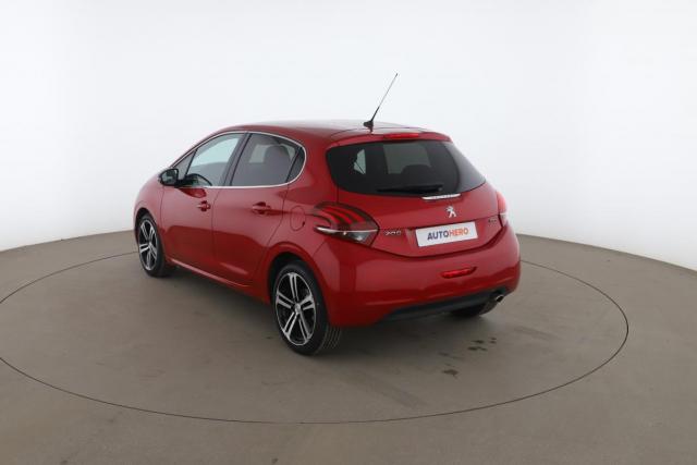 Peugeot 208 image 2