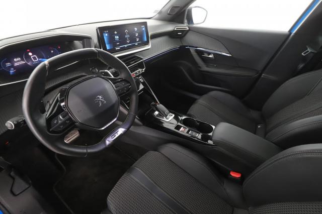 Peugeot 2008 image 6