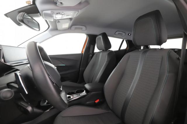 Peugeot 2008 image 1