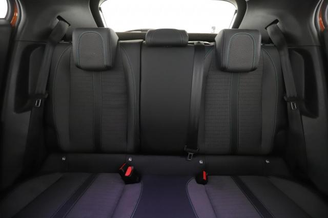 Peugeot 2008 image 3