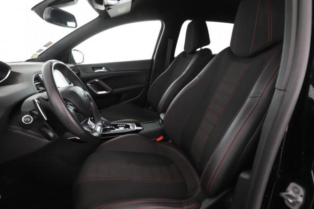 Peugeot 308 image 8