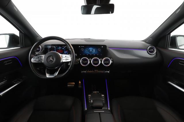 Mercedes Benz Gla image 9