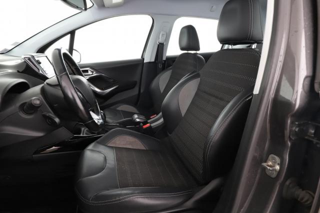 Peugeot 2008 image 1