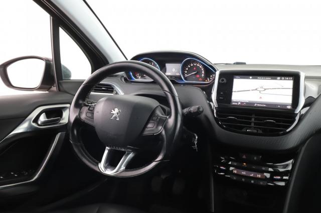 Peugeot 2008 image 9