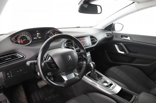 Peugeot 308 image 6