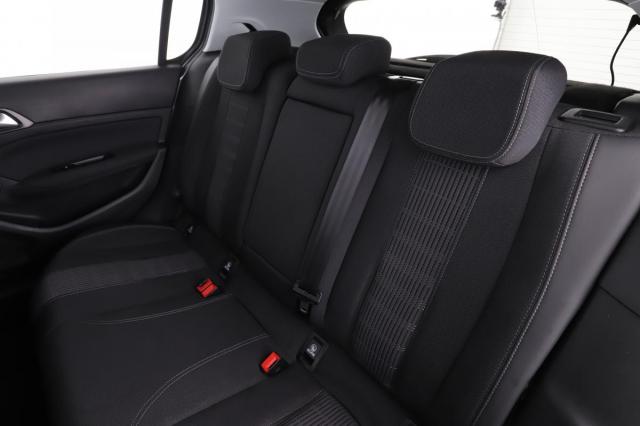 Peugeot 308 image 5