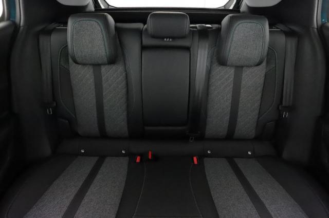 Peugeot 408 image 6