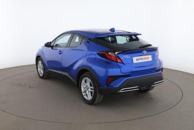 Toyota C-Hr image 9