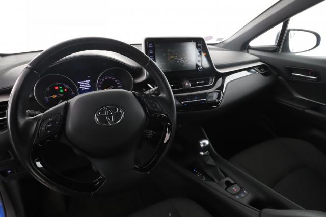 Toyota C-Hr image 4