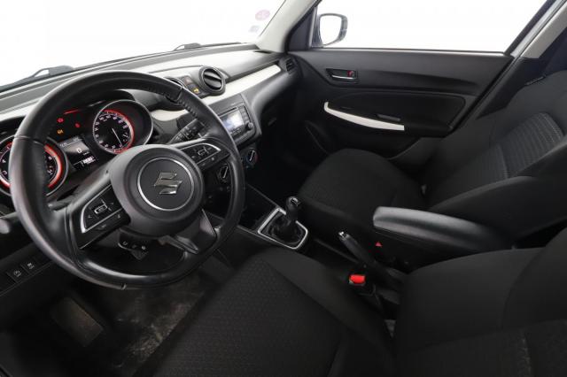 Suzuki Swift image 7