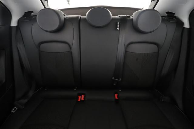 Fiat 500x image 8