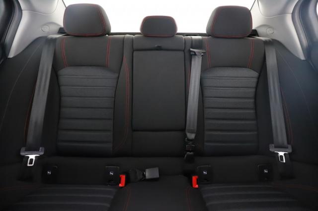 Alfa Romeo Giulia image 8