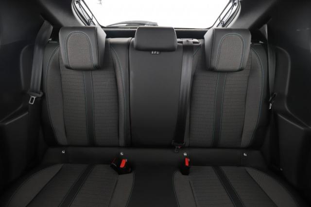 Peugeot 208 image 1