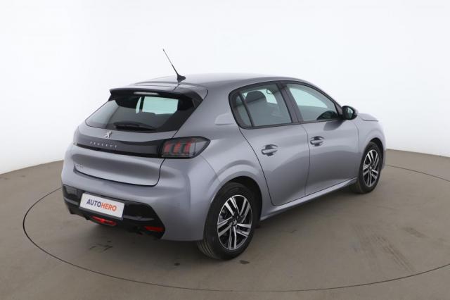 Peugeot 208 image 2