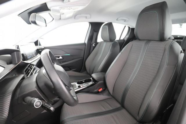 Peugeot 208 image 3