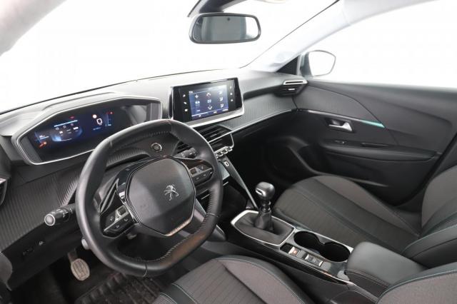 Peugeot 208 image 5