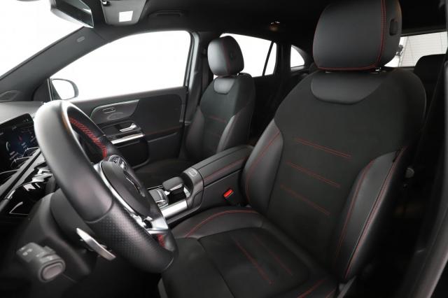 Mercedes Benz Gla image 4