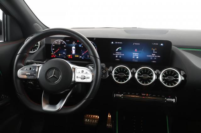Mercedes Benz Gla image 3