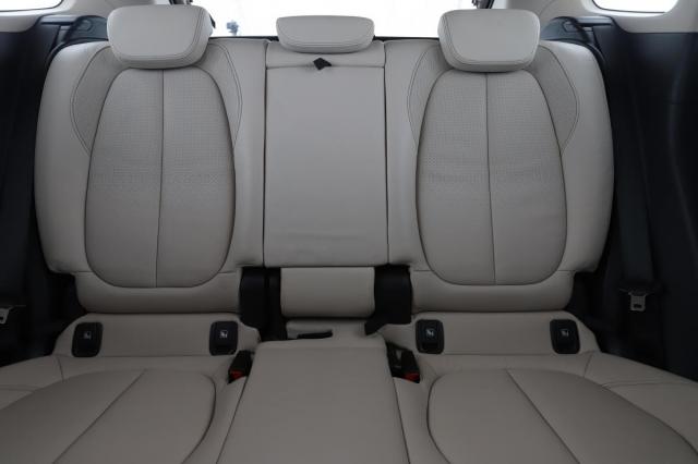 Bmw X1 image 3
