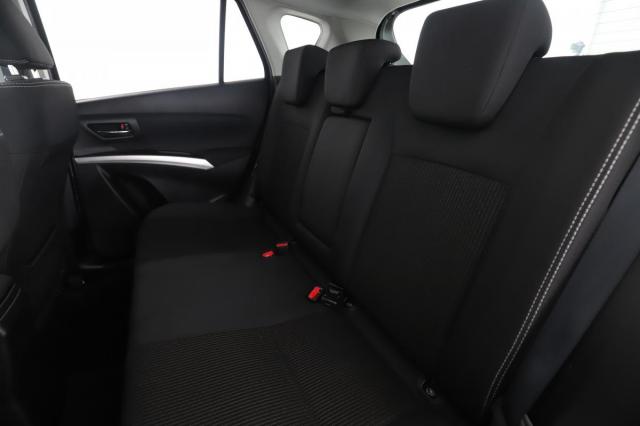 Suzuki Sx4 S-Cross image 8