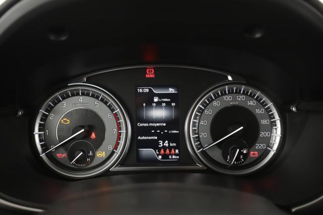 Suzuki Vitara image 7
